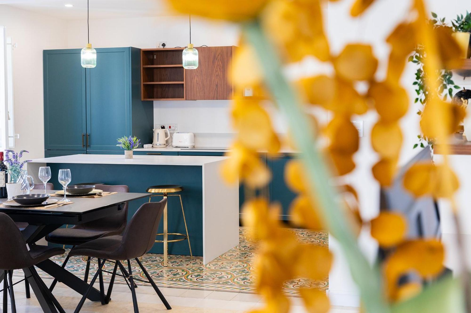 איל-פוריאנה Florette Suite Designer Finish With Stunning Lounge Terrace By Arcobnb מראה חיצוני תמונה