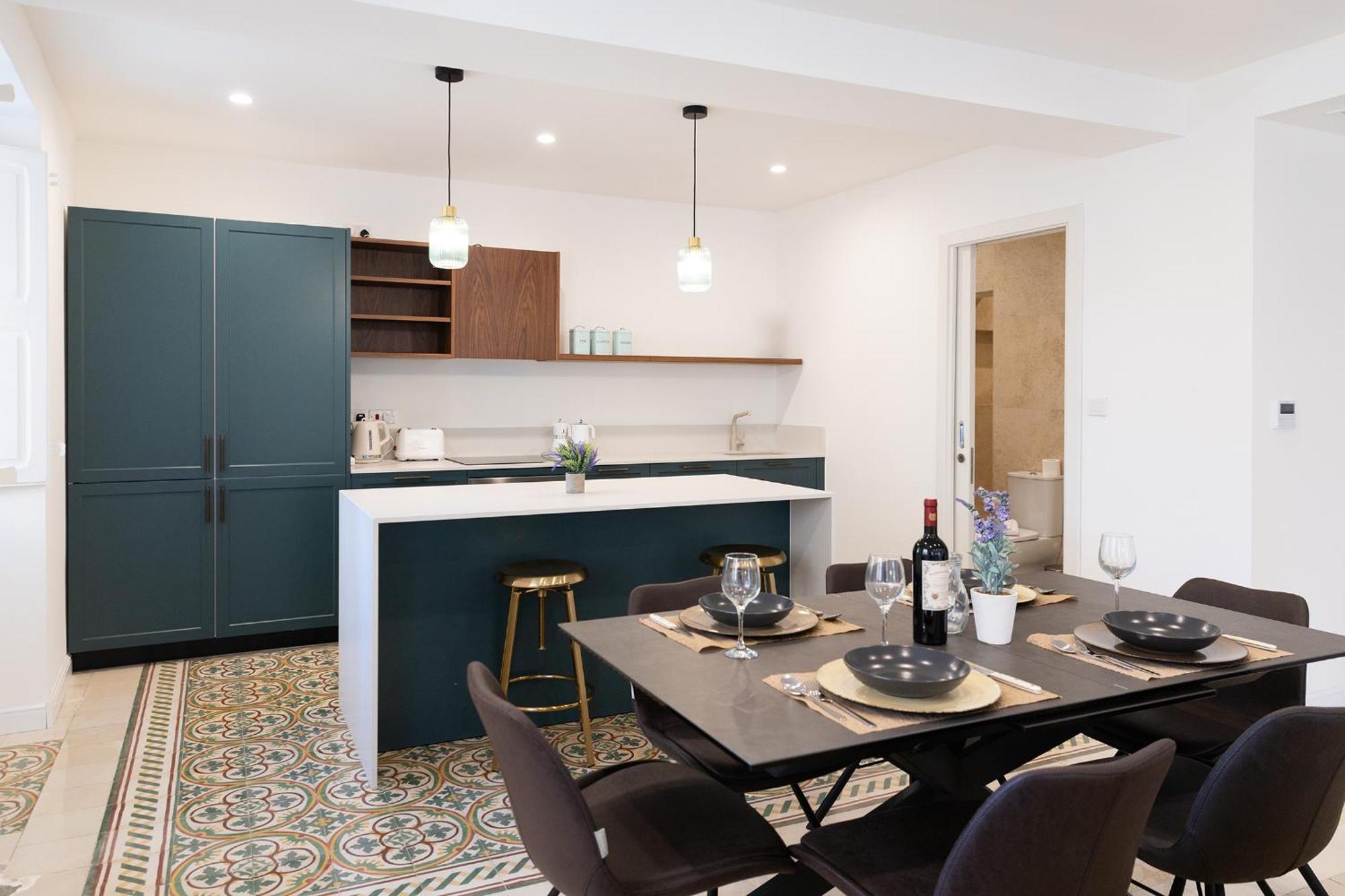איל-פוריאנה Florette Suite Designer Finish With Stunning Lounge Terrace By Arcobnb מראה חיצוני תמונה