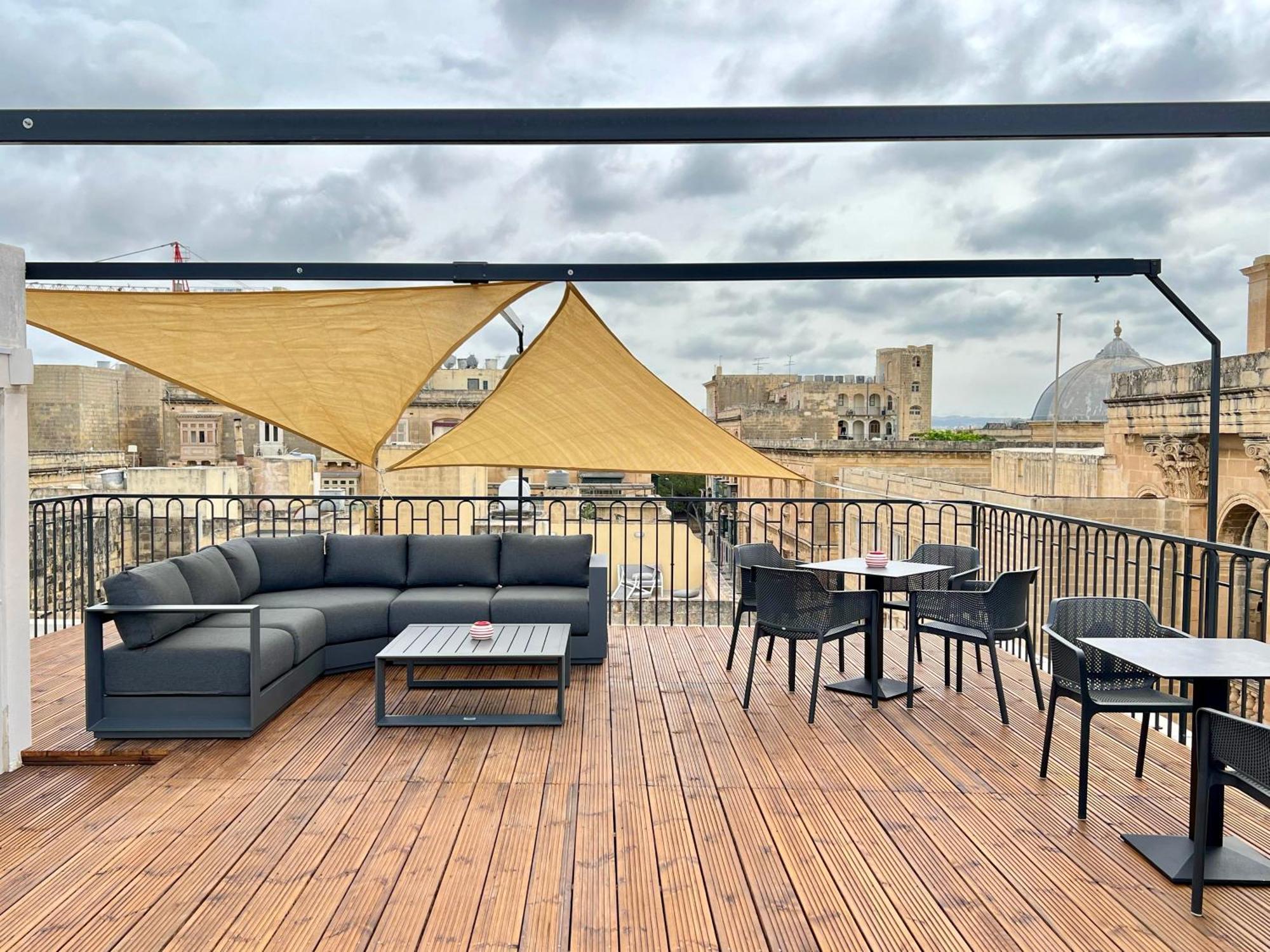 איל-פוריאנה Florette Suite Designer Finish With Stunning Lounge Terrace By Arcobnb מראה חיצוני תמונה