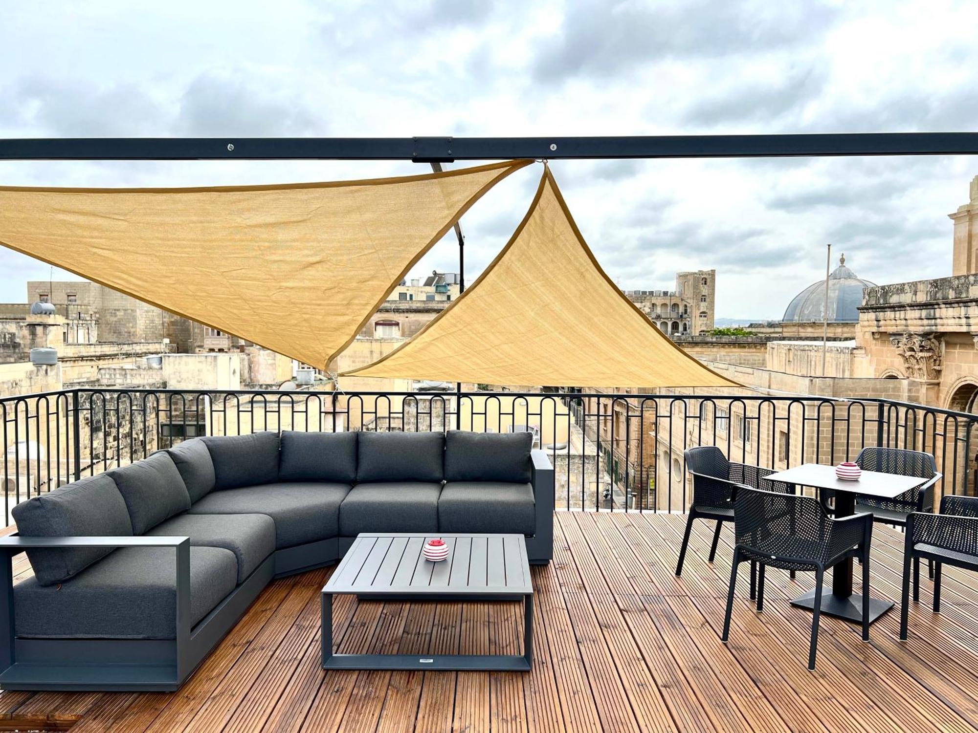 איל-פוריאנה Florette Suite Designer Finish With Stunning Lounge Terrace By Arcobnb מראה חיצוני תמונה